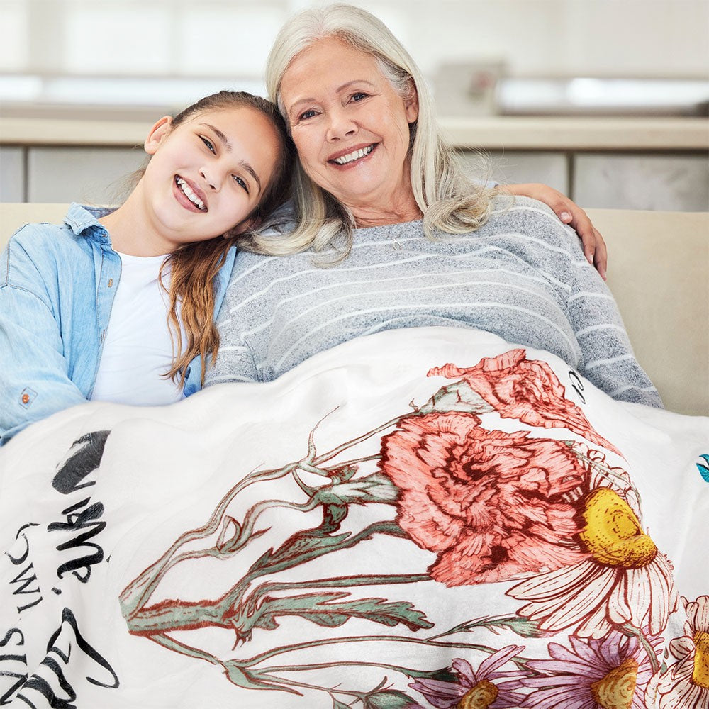 Personalized Mom's Garden Blanket with Name & Birth Flower, Floral Garden Blanket, Birthday/Mother's Day Gift for Mom/Grandma from Kids/Grandkids